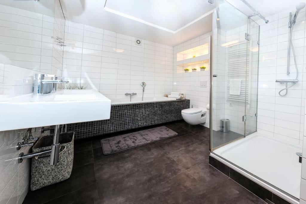 #Stayhere - Spacious Luxury Town Hall 3Bdr Apartment VNO Kültér fotó