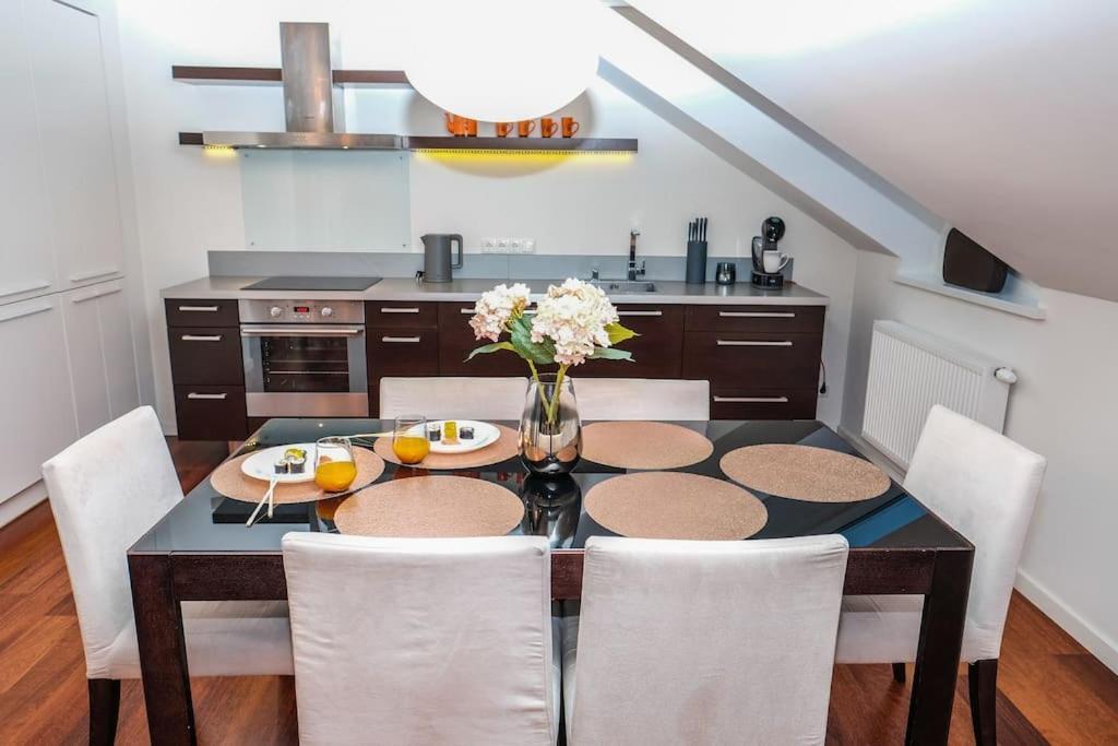 #Stayhere - Spacious Luxury Town Hall 3Bdr Apartment VNO Kültér fotó